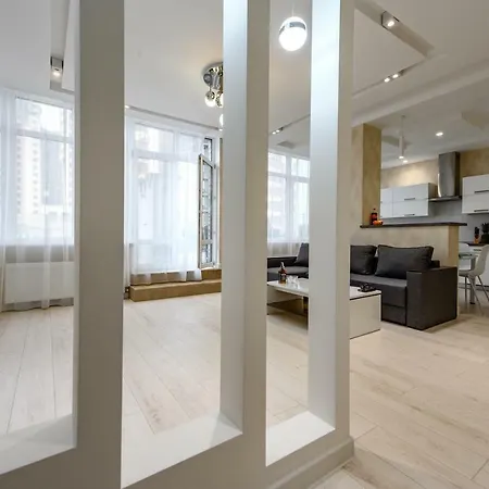 Апартаменты С Террасой 80 М В Аркадии Odesa Exterior photo