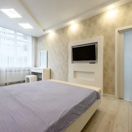 Апартаменты С Террасой 80 М В Аркадии Odesa Exterior photo