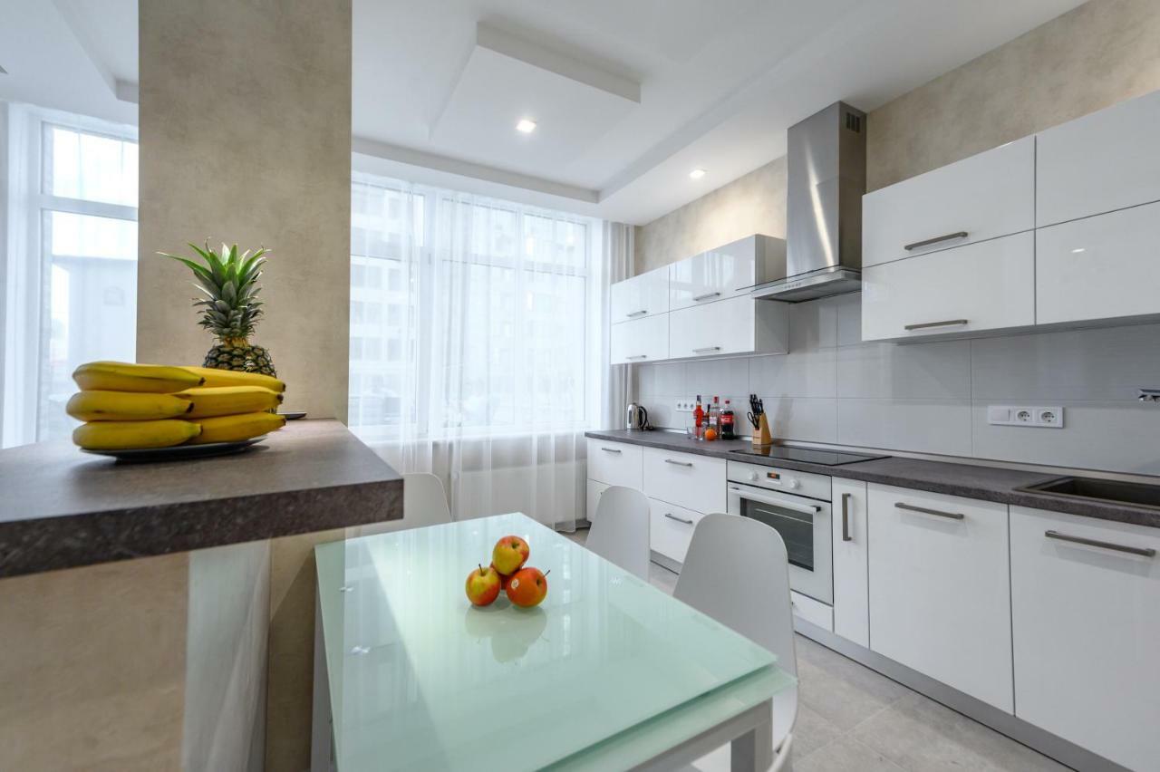 с террасой 80 м в аркадии Apartment
